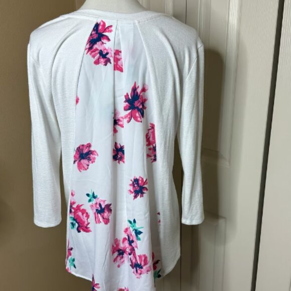 Market & Spruce Floral Top - Picture 2 of 2